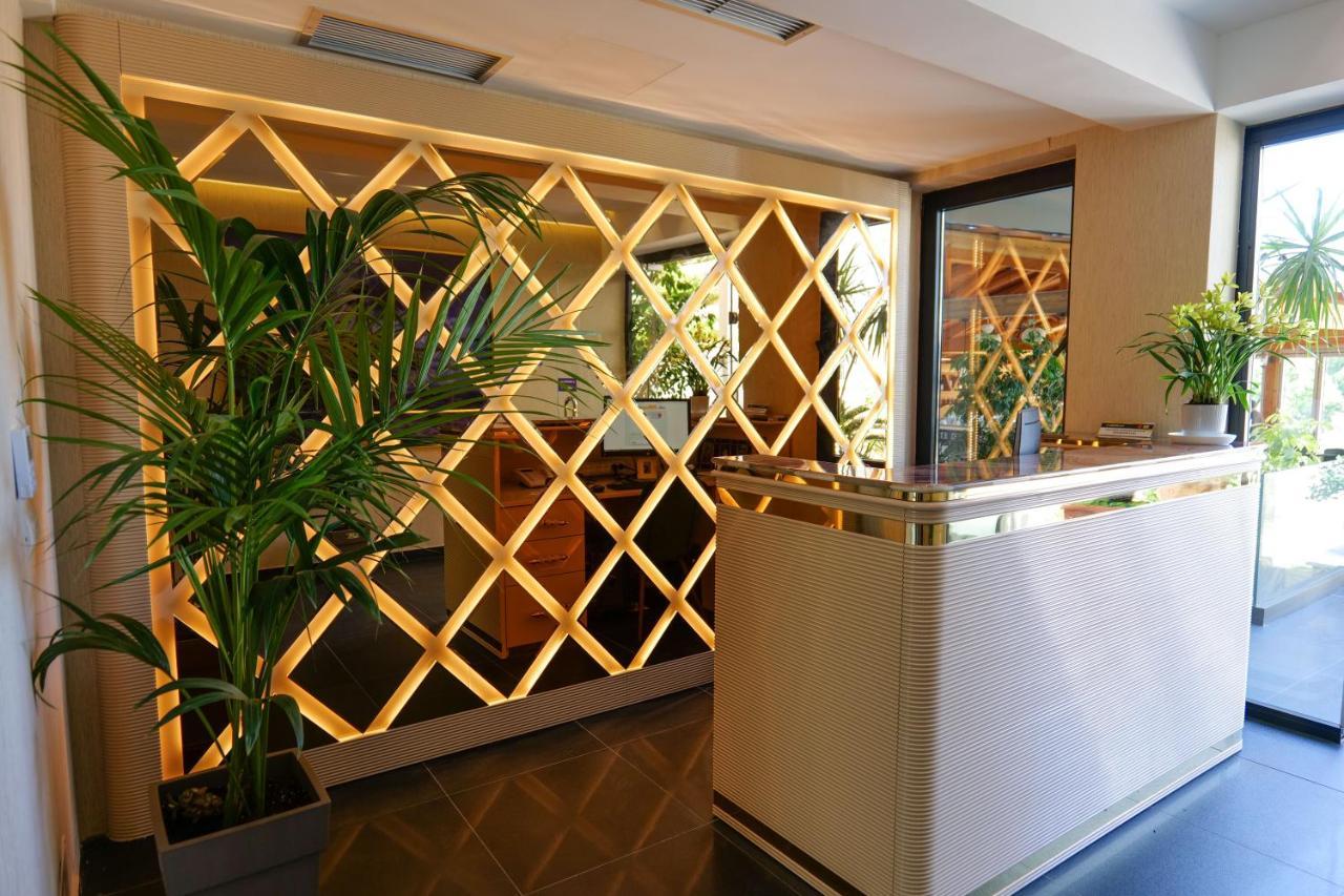 Bora Bora Hotel Ksamil Extérieur photo